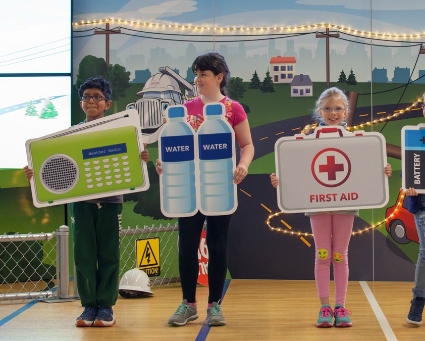 Oncor promotes electric safety at schools across Texas.